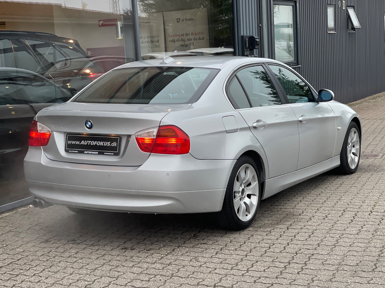 BMW 325i 2006