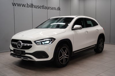 Mercedes GLA250 e 1,3 Progressive aut. 5d