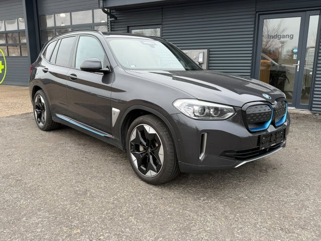 BMW iX3 Charged