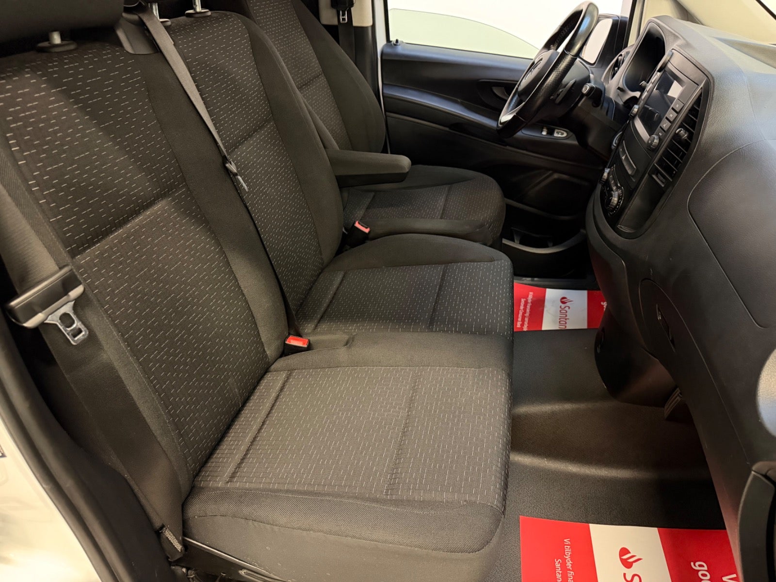 Billede af Mercedes eVito 129  Tourer PRO XL Van