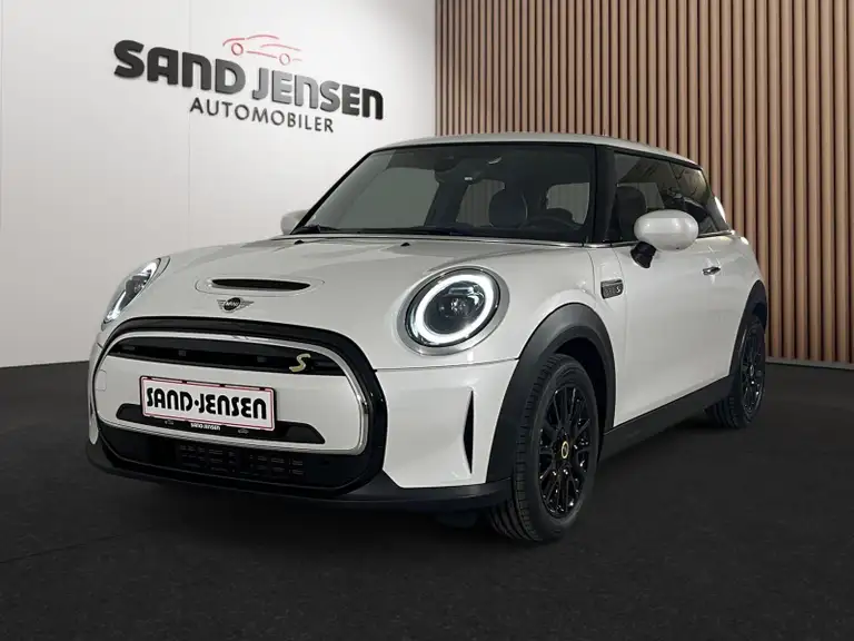 MINI Cooper SE Essential