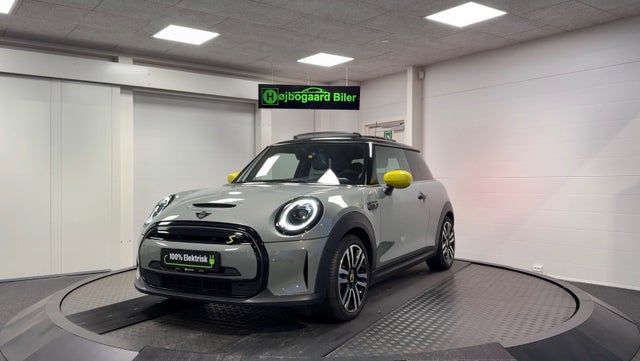 MINI Cooper SE 