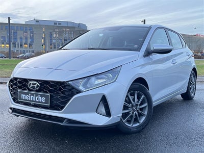 Hyundai i20 1,0 T-GDi Essential DCT 5d