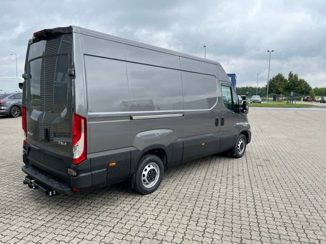 Billede af Iveco Daily 2,3 35S14 12m³ Van AG8