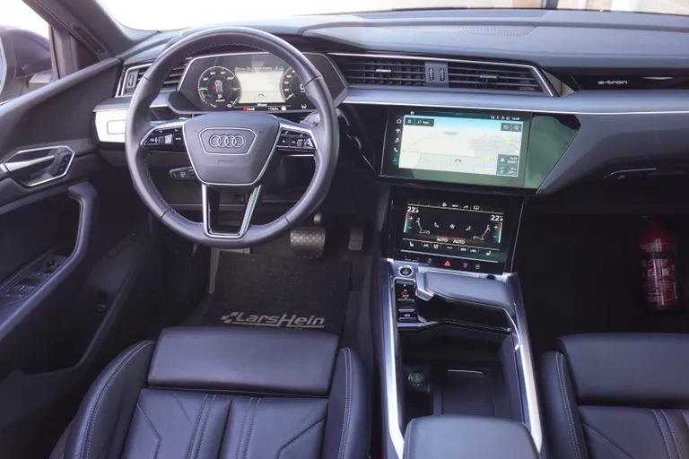 Audi Q8 e-tron S-line quattro
