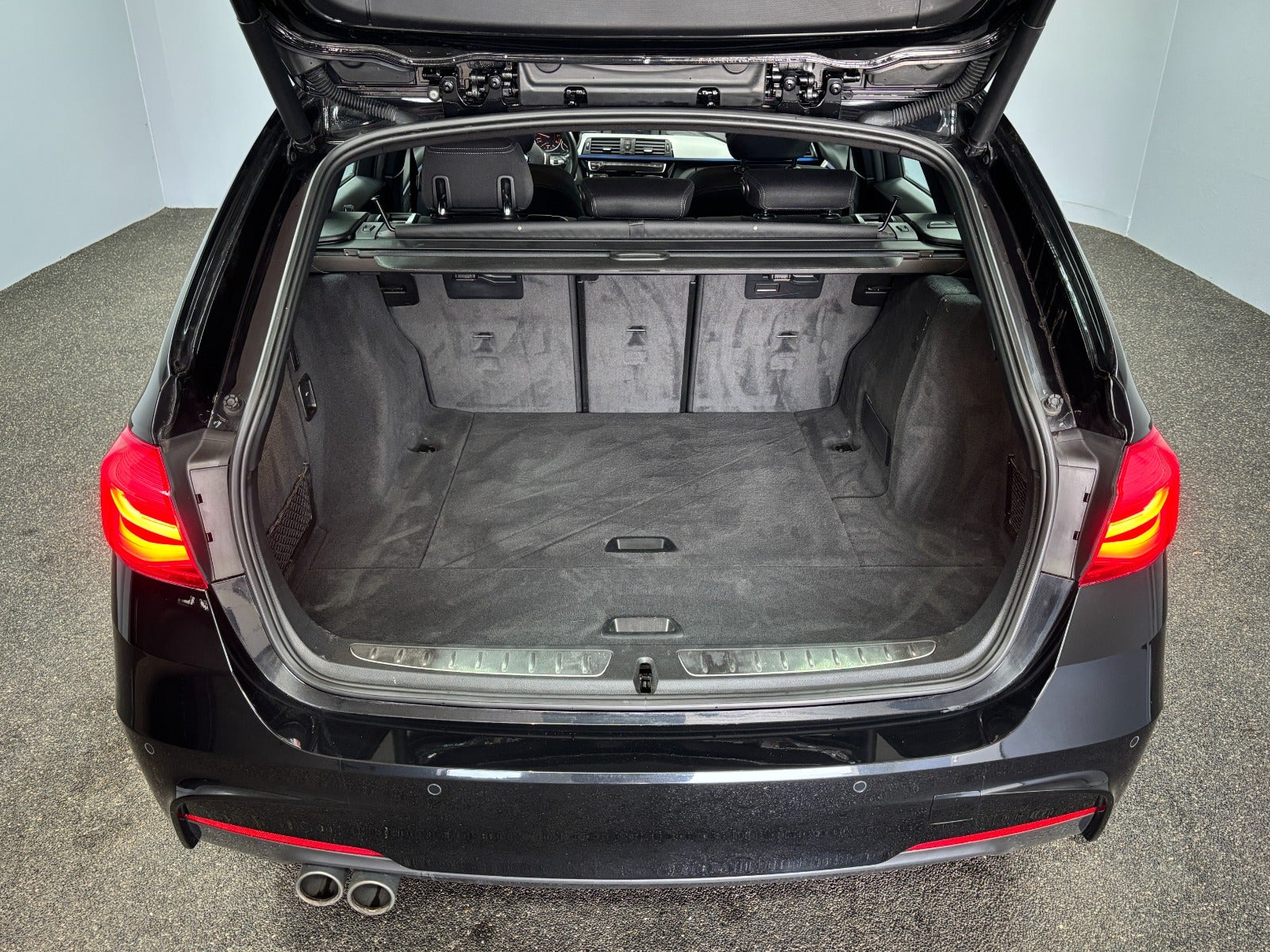 Billede af BMW 320d 2,0 Touring M-Sport aut.