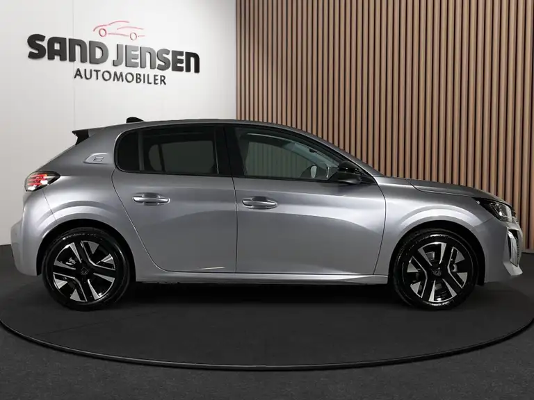 Peugeot e-208 Allure