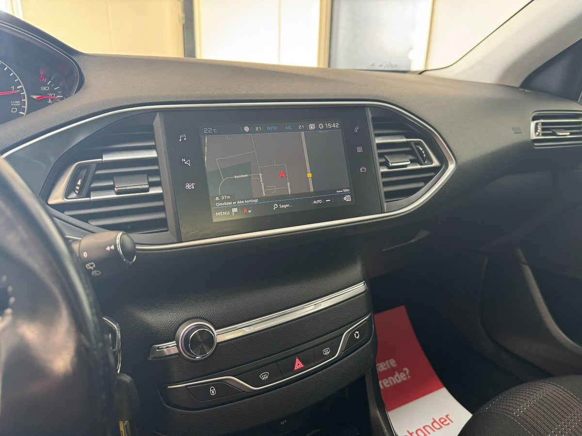 Peugeot 308 BlueHDi 120 Allure Sky
