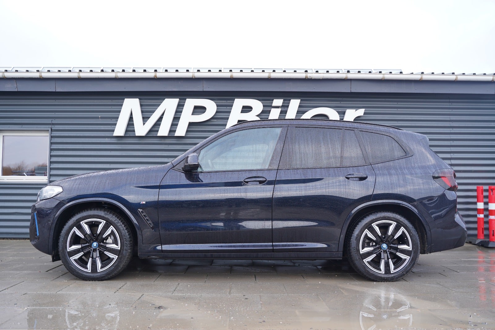 Billede af BMW iX3  Charged M-Sport