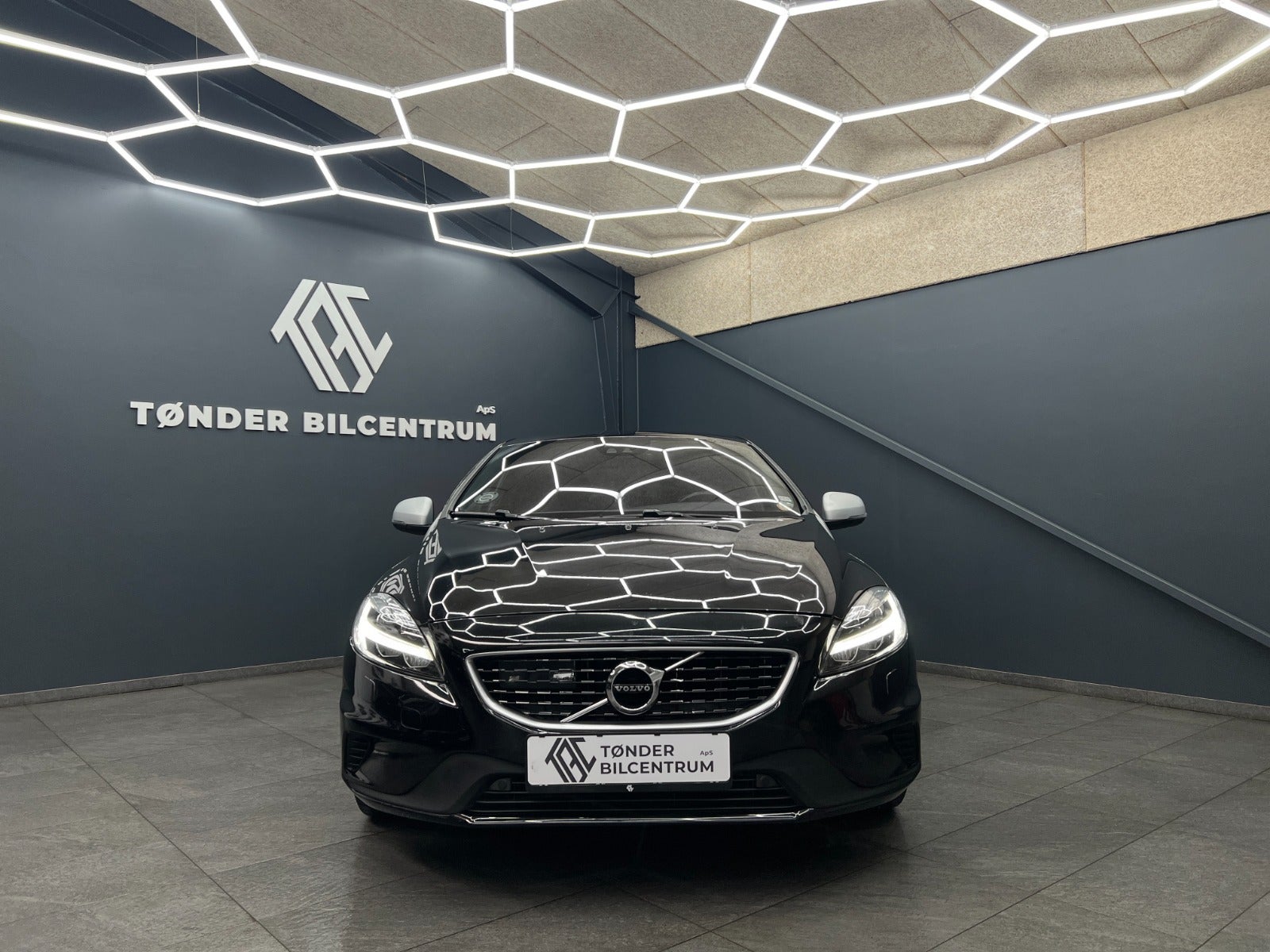 Volvo V40 2017