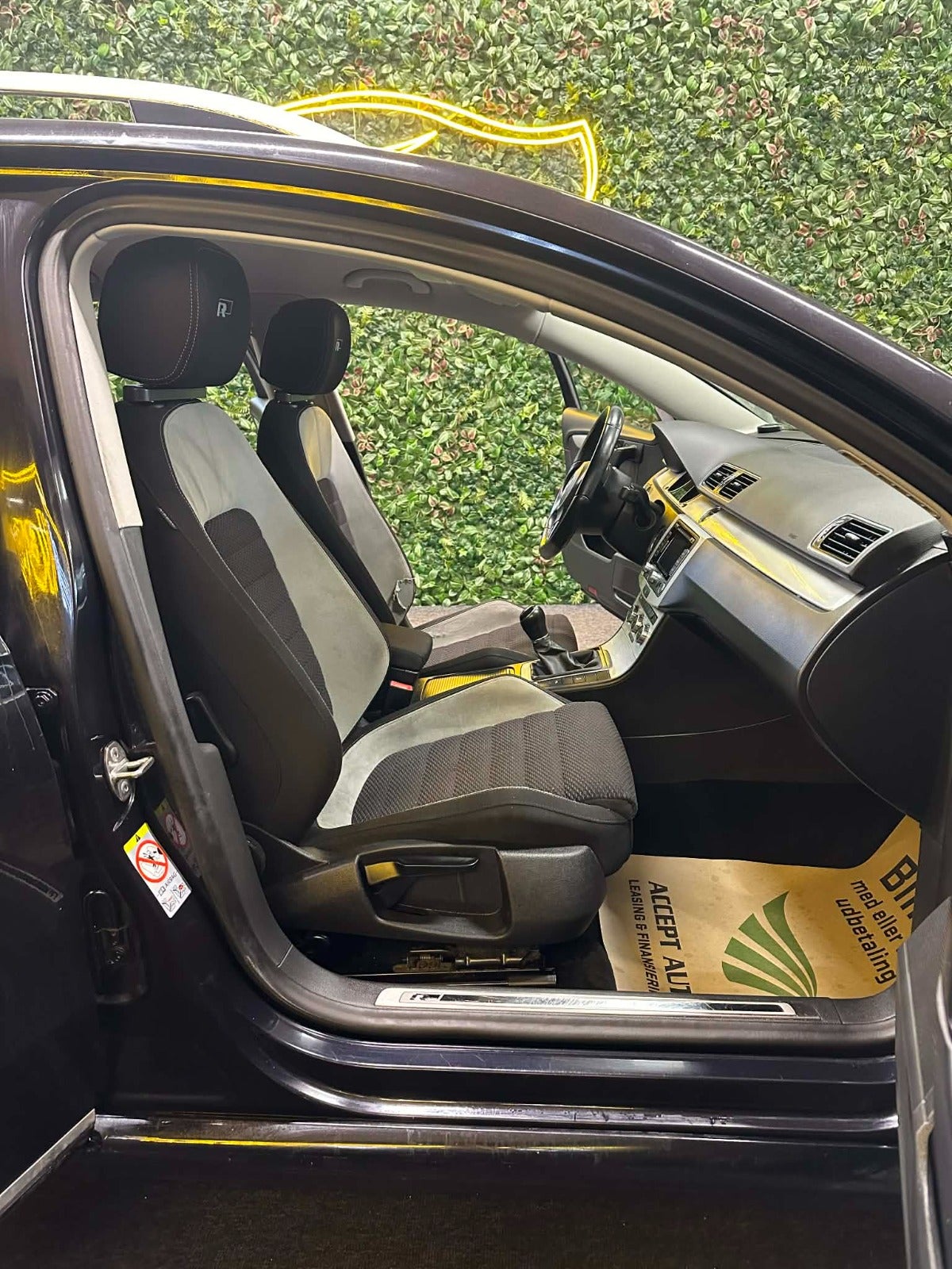 Billede af VW Passat 2,0 TDi 177 R-line Variant BMT