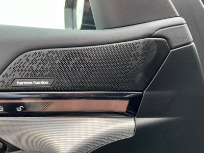 BMW i5 eDrive40 Fully Charged M-Sport