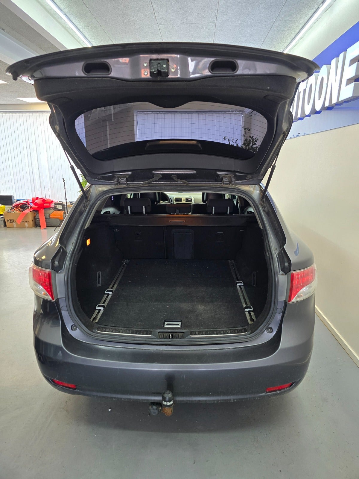 Billede af Toyota Avensis 1,8 VVT-i T2 stc.