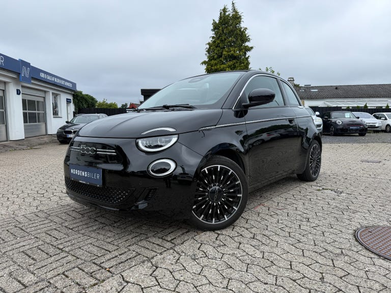 Fiat 500e la Prima Cabrio