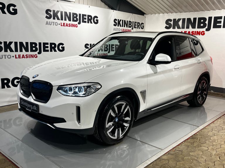 BMW iX3 Charged