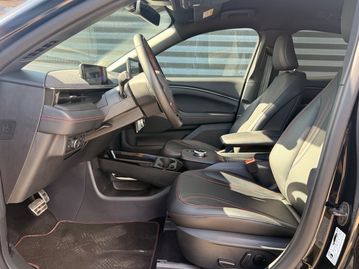 Billede af Ford Mustang Mach-E 73 Premium Standard Range AWD