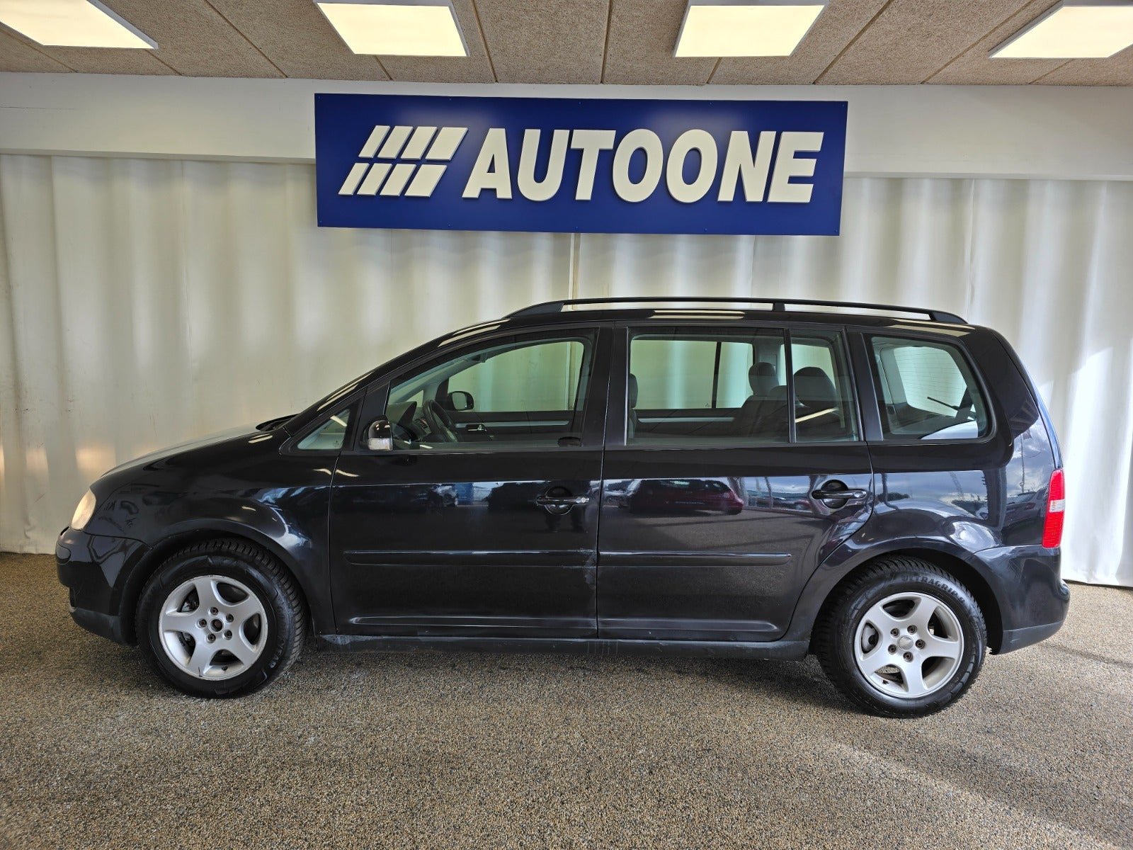 Billede af VW Touran 2,0 FSi Trendline 7prs