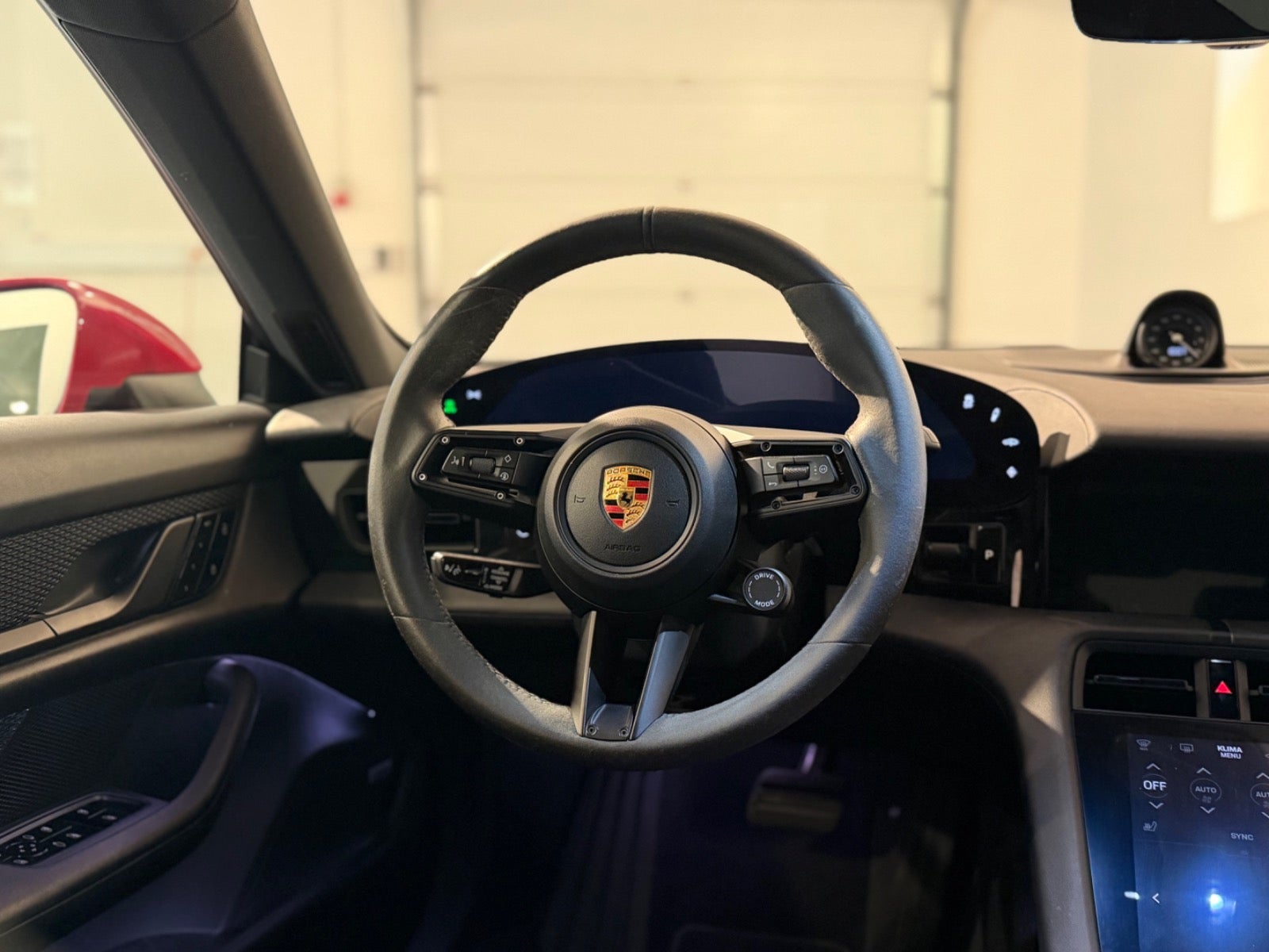 Porsche – Taycan 4S