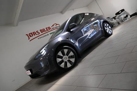 Tesla Model Y Long Range AWD