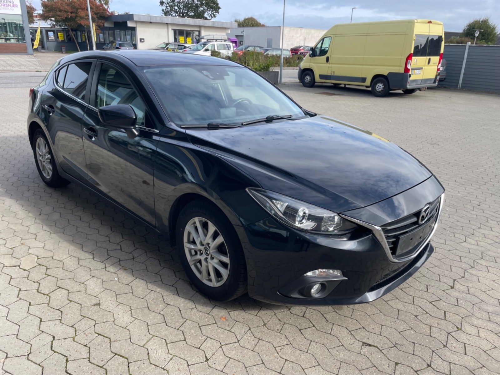 Mazda 3 2016