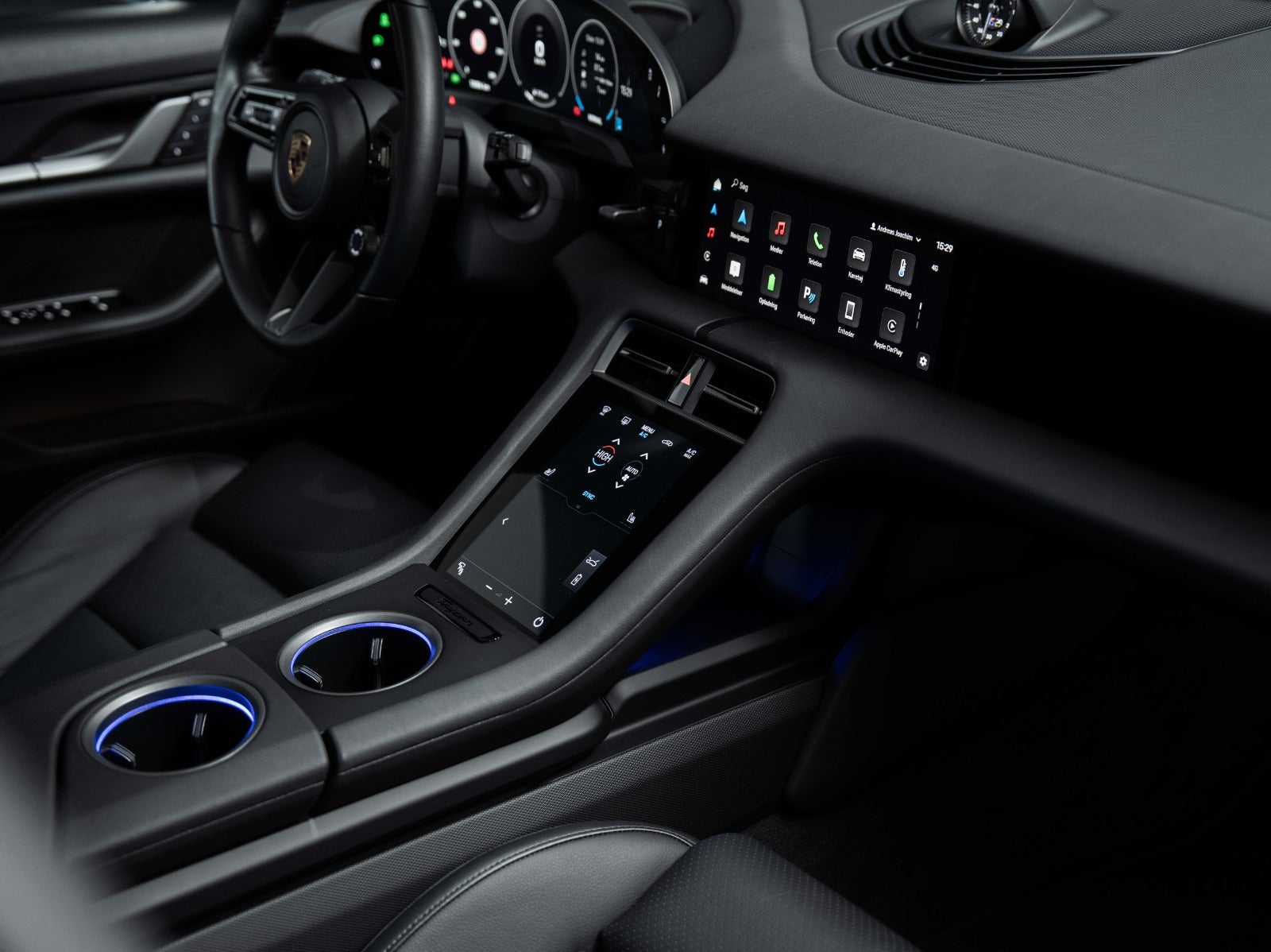 Gallery image 16 of 17