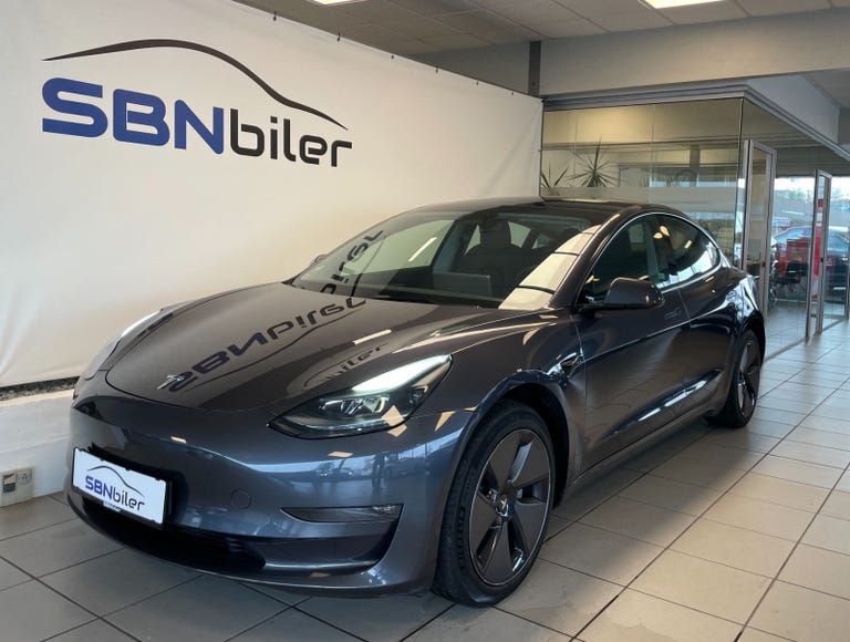 Tesla Model 3 Long Range RWD