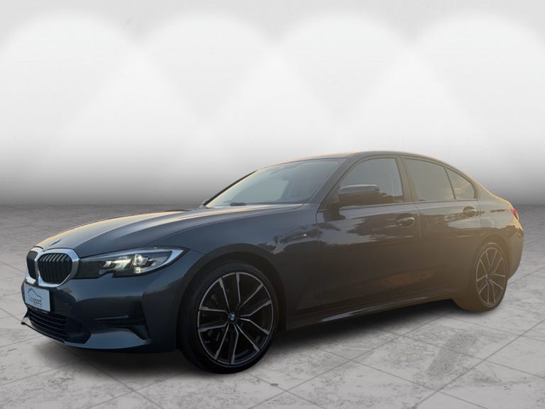 BMW 320i Connected aut.