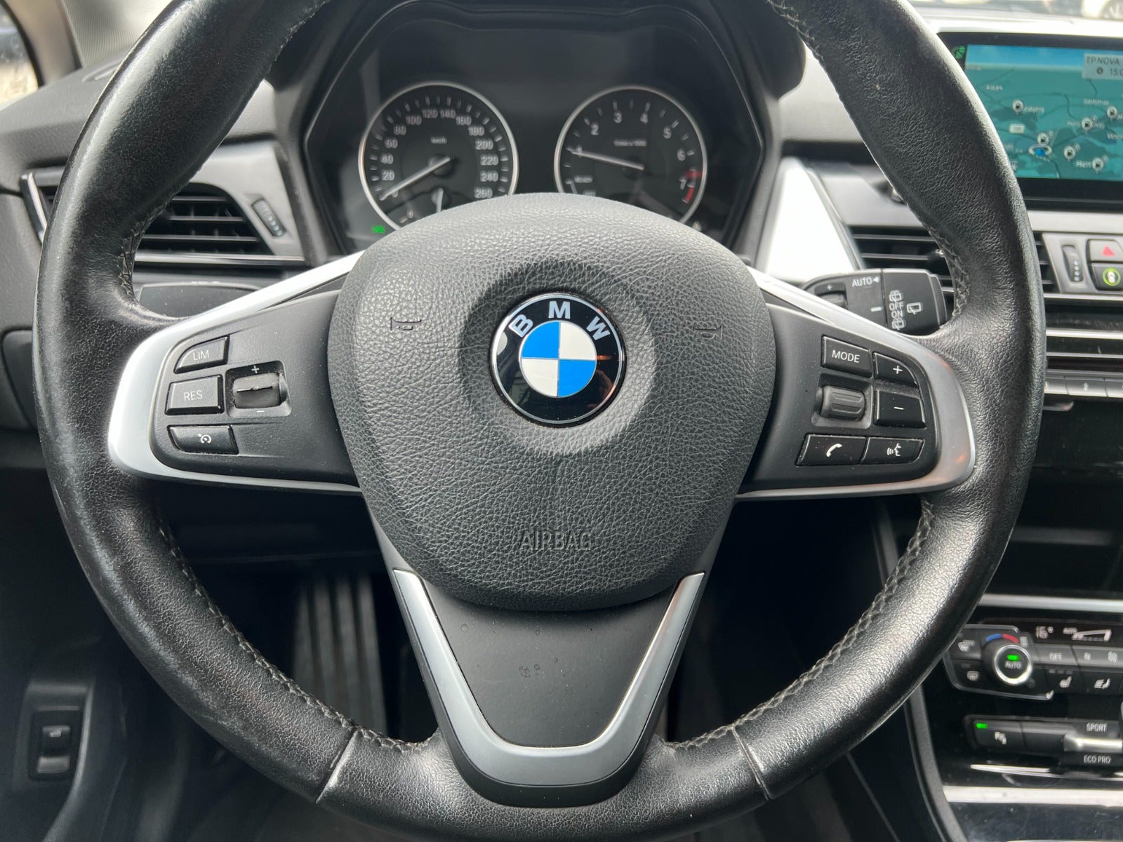 BMW 218i 2016