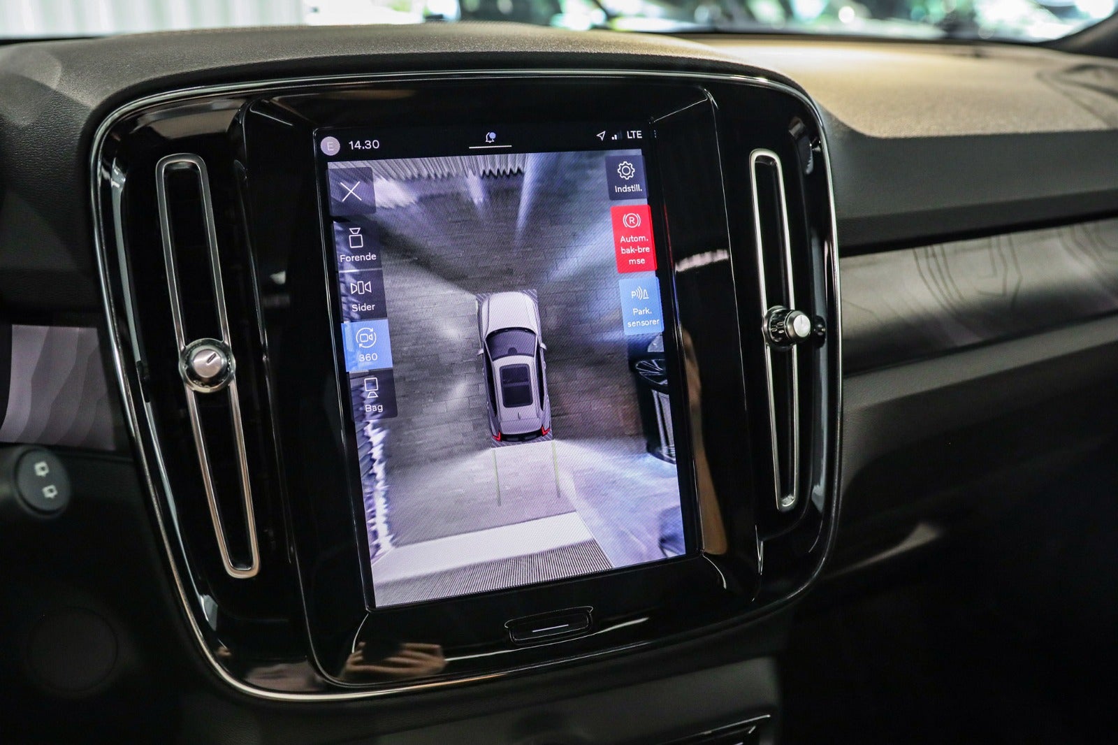Billede af Volvo XC40  P6 ReCharge Ultimate
