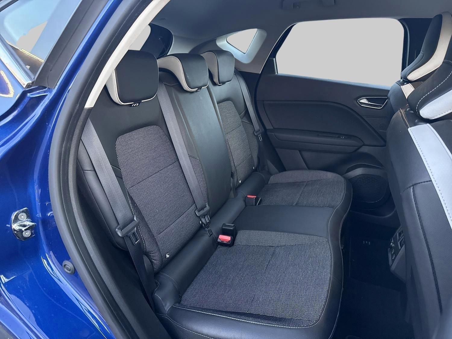 Billede af Renault Captur 1,6 E-Tech Intens