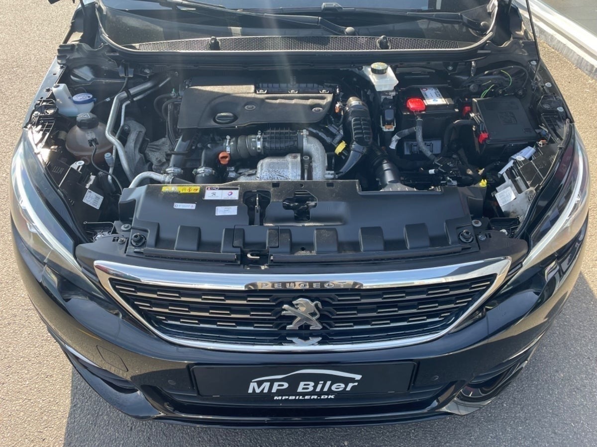 Billede af Peugeot 308 1,6 BlueHDi 120 Allure Sky SW