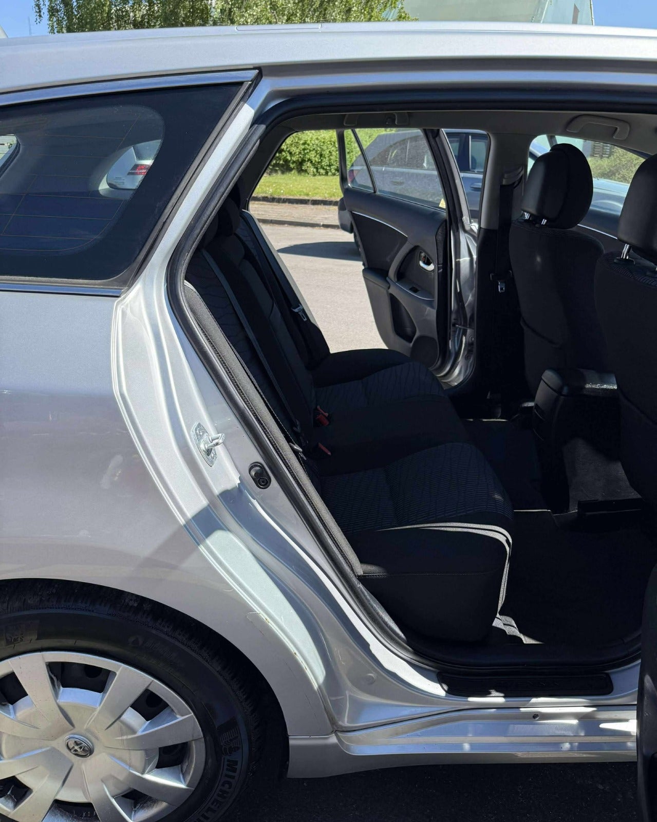 Billede af Toyota Avensis 2,0 D-4D T2 stc.