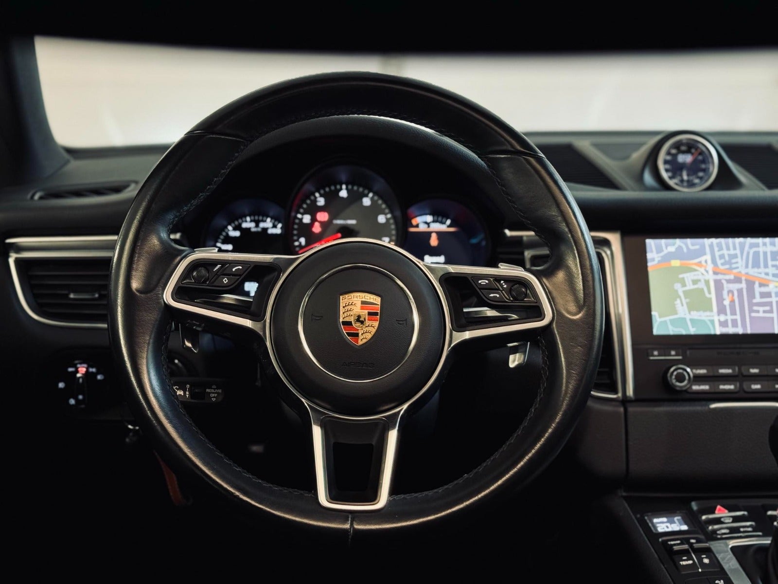 Porsche – Macan S