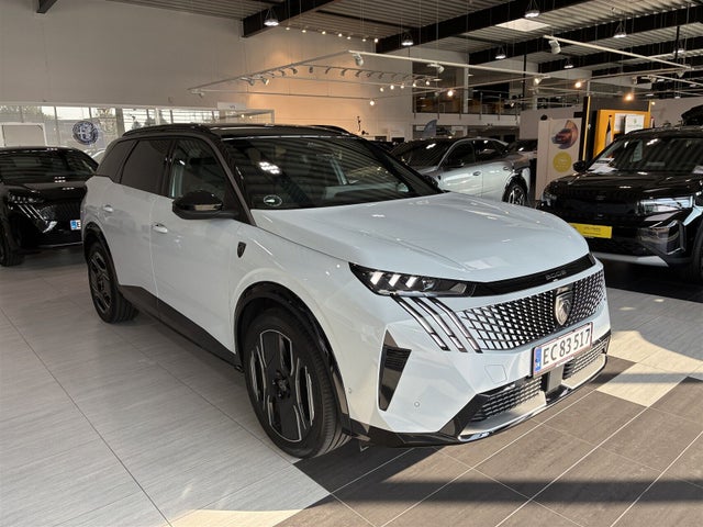 Peugeot e-5008 77 GT Pack 7prs