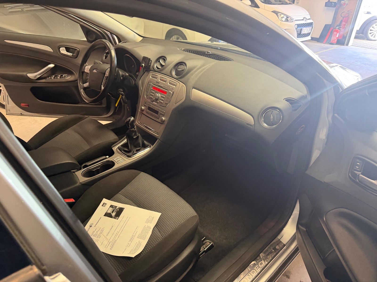 Ford Mondeo 145 Ambiente - billede 10