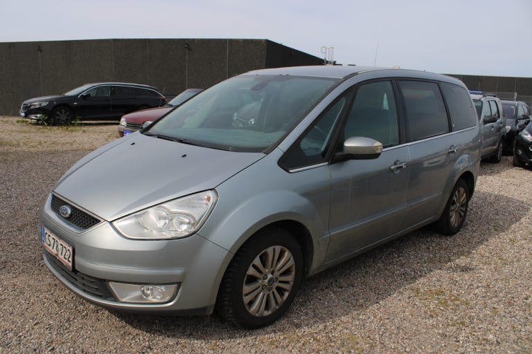 Ford Galaxy TDCi 140 Ghia