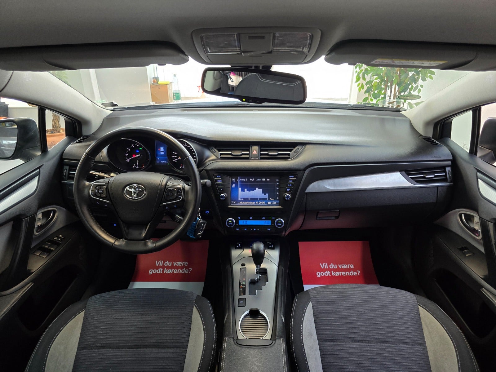 Billede af Toyota Avensis 1,8 VVT-i T2 Touring Sports MDS