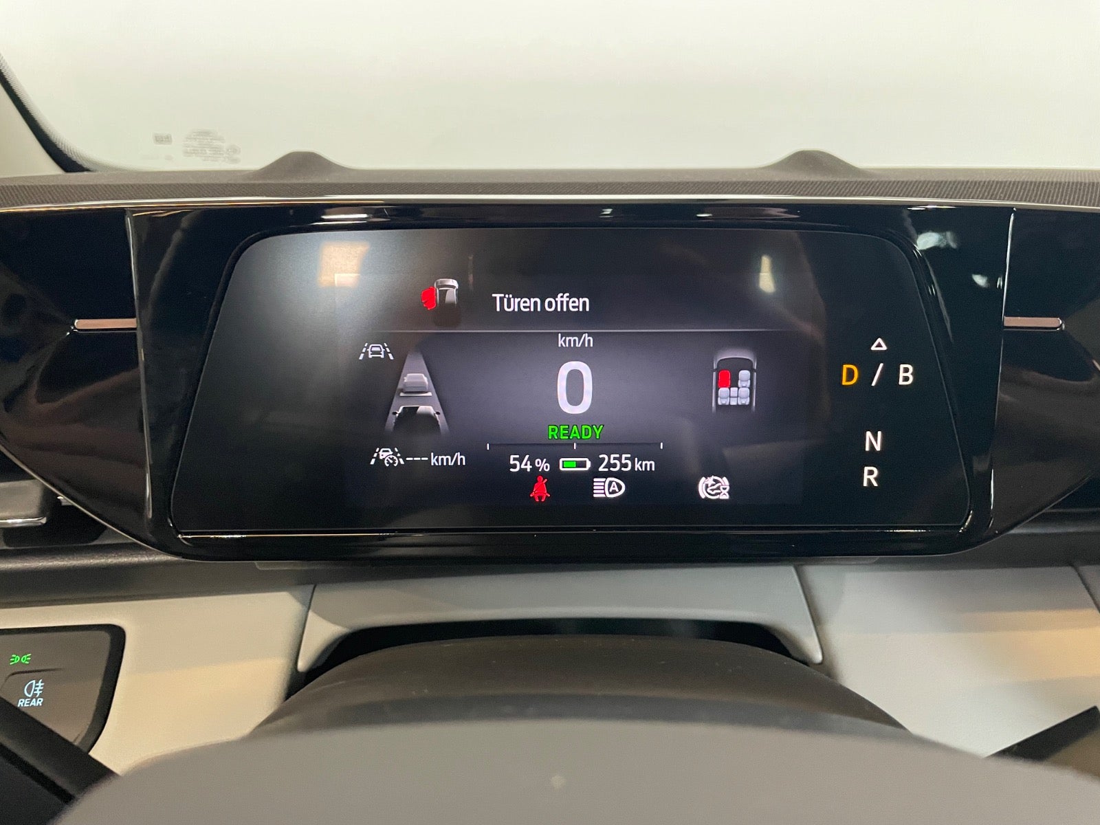 Ford Explorer Select Extended Range AWD