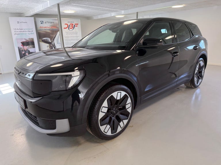 Ford Explorer Premium Extended Range