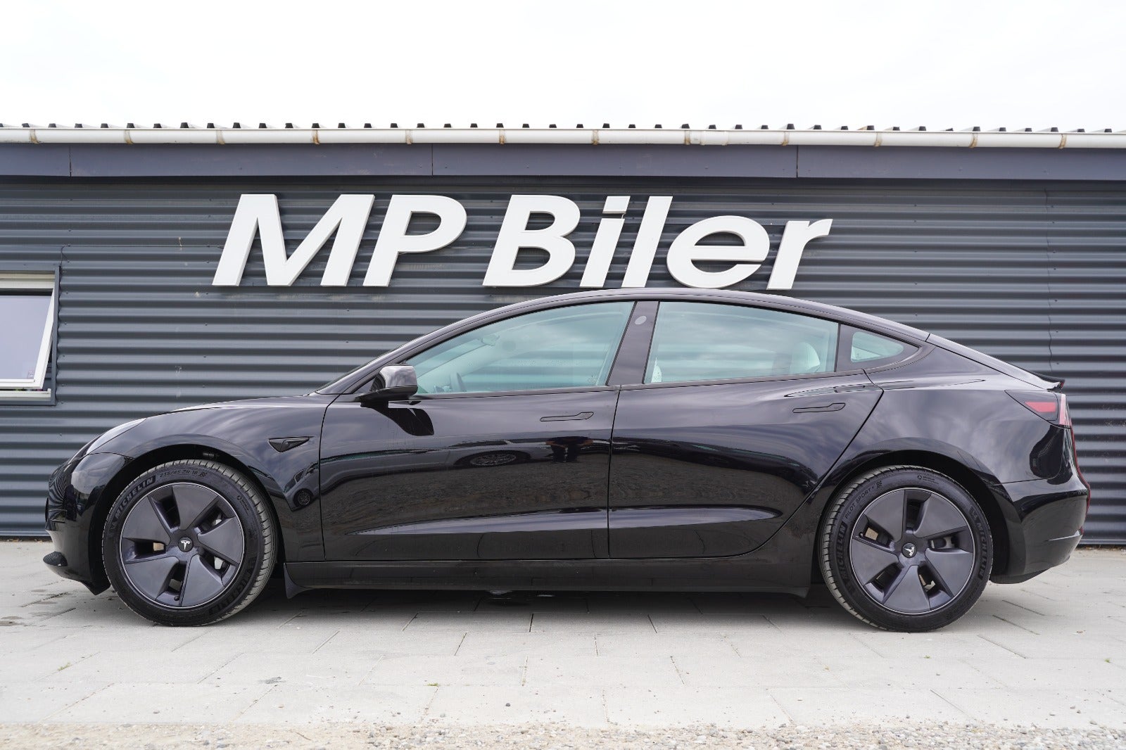 Billede af Tesla Model 3  RWD