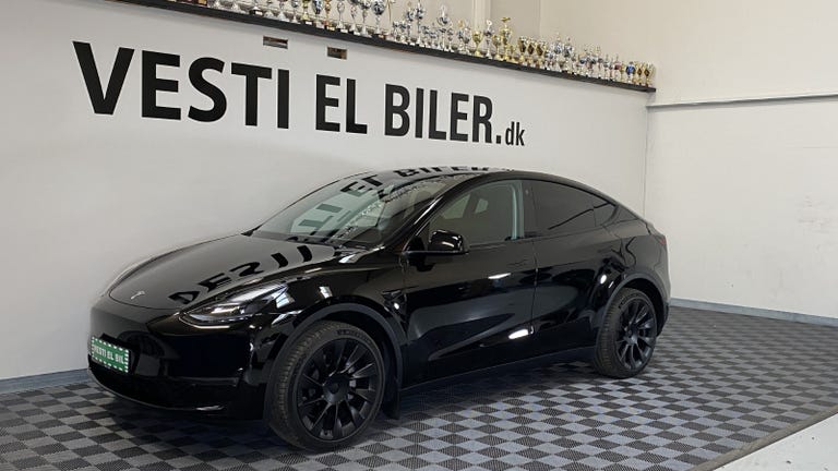 Tesla Model Y Long Range AWD