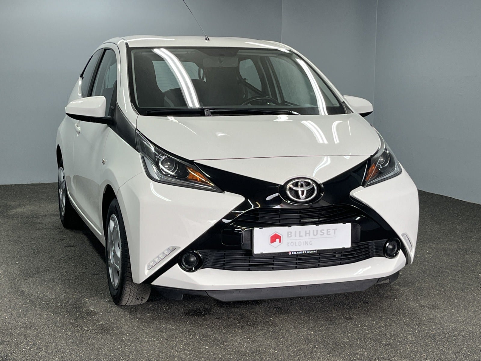 Billede af Toyota Aygo 1,0 VVT-i x-play x-touch