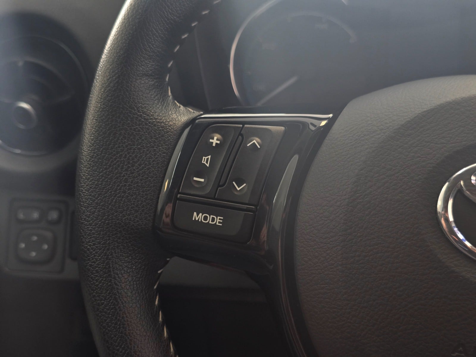 Billede af Toyota Yaris 1,5 Hybrid H3 Limited Smart e-CVT