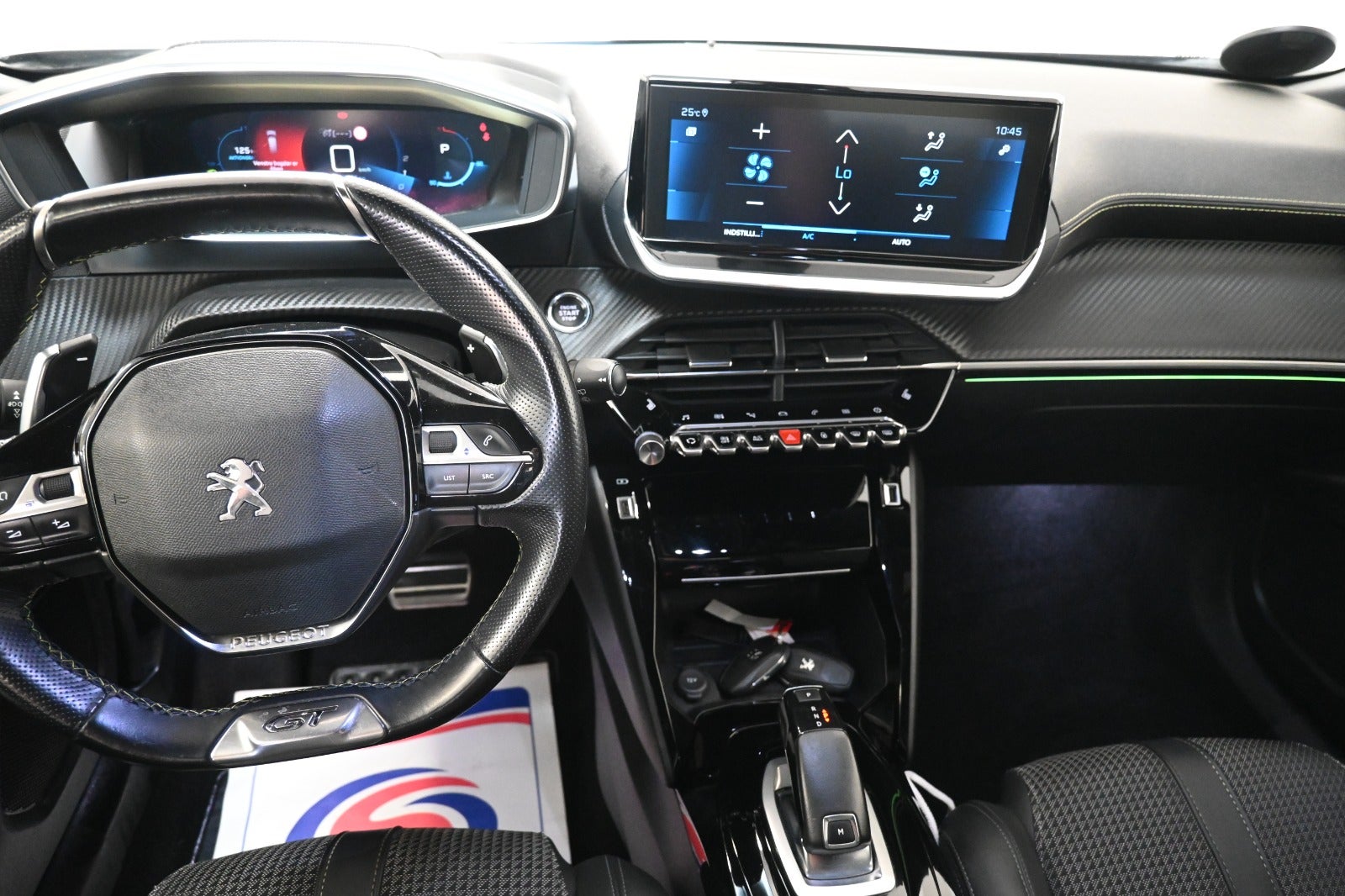 Peugeot 2008 PureTech 130 GT EAT8
