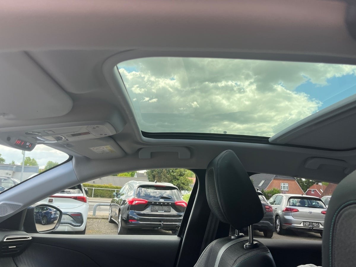 Billede af Peugeot 208 1,5 BlueHDi 100 Allure Sky