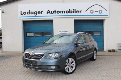 Skoda Superb 2,0 TDi 170 Elegance Combi 5d