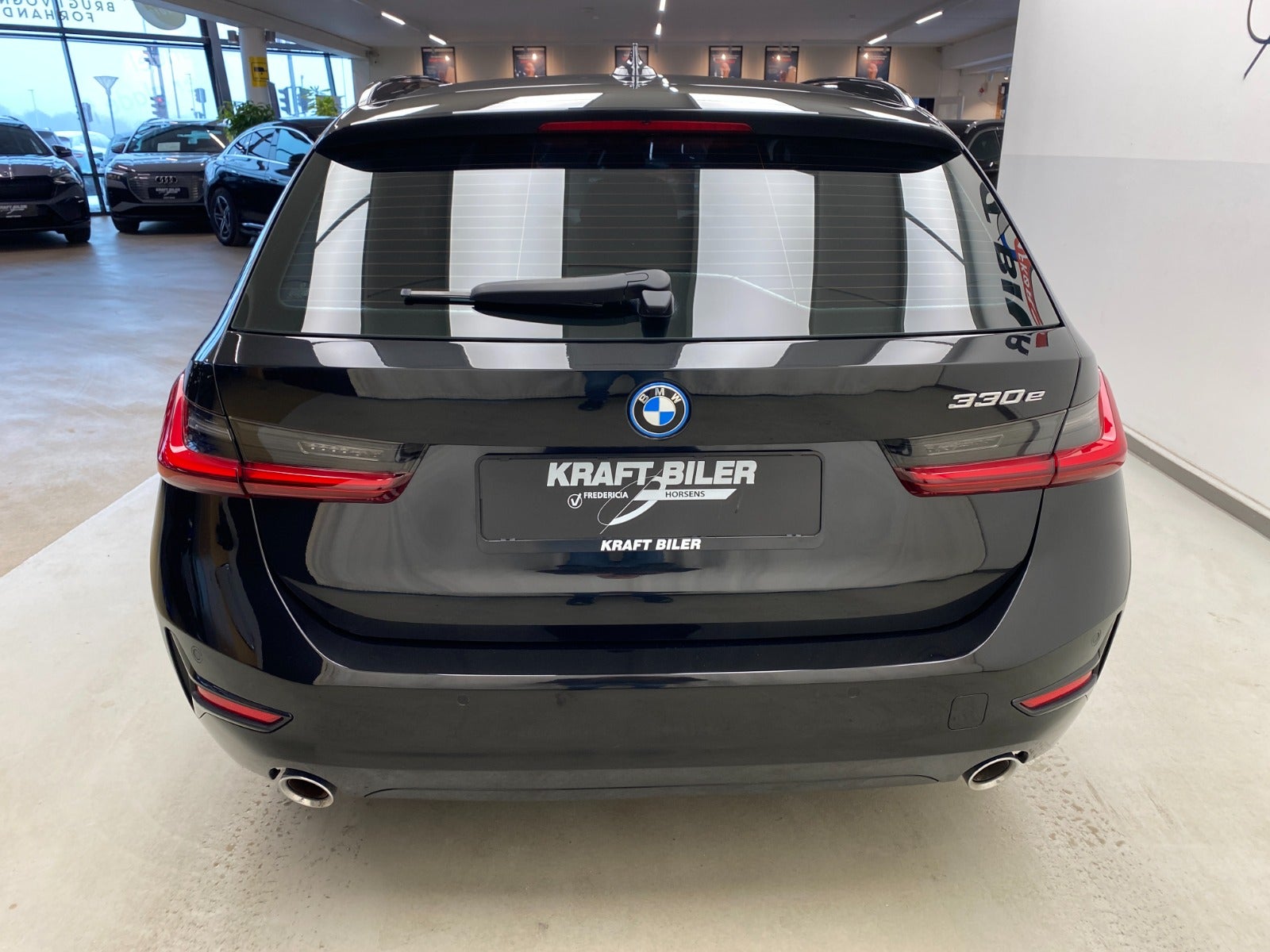 Billede af BMW 330e 2,0 Touring Sport Line aut.