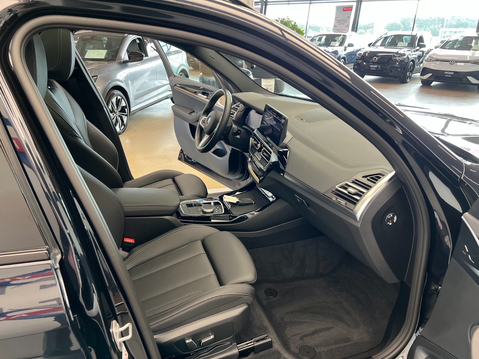 Billede af BMW iX3  Charged M-Sport