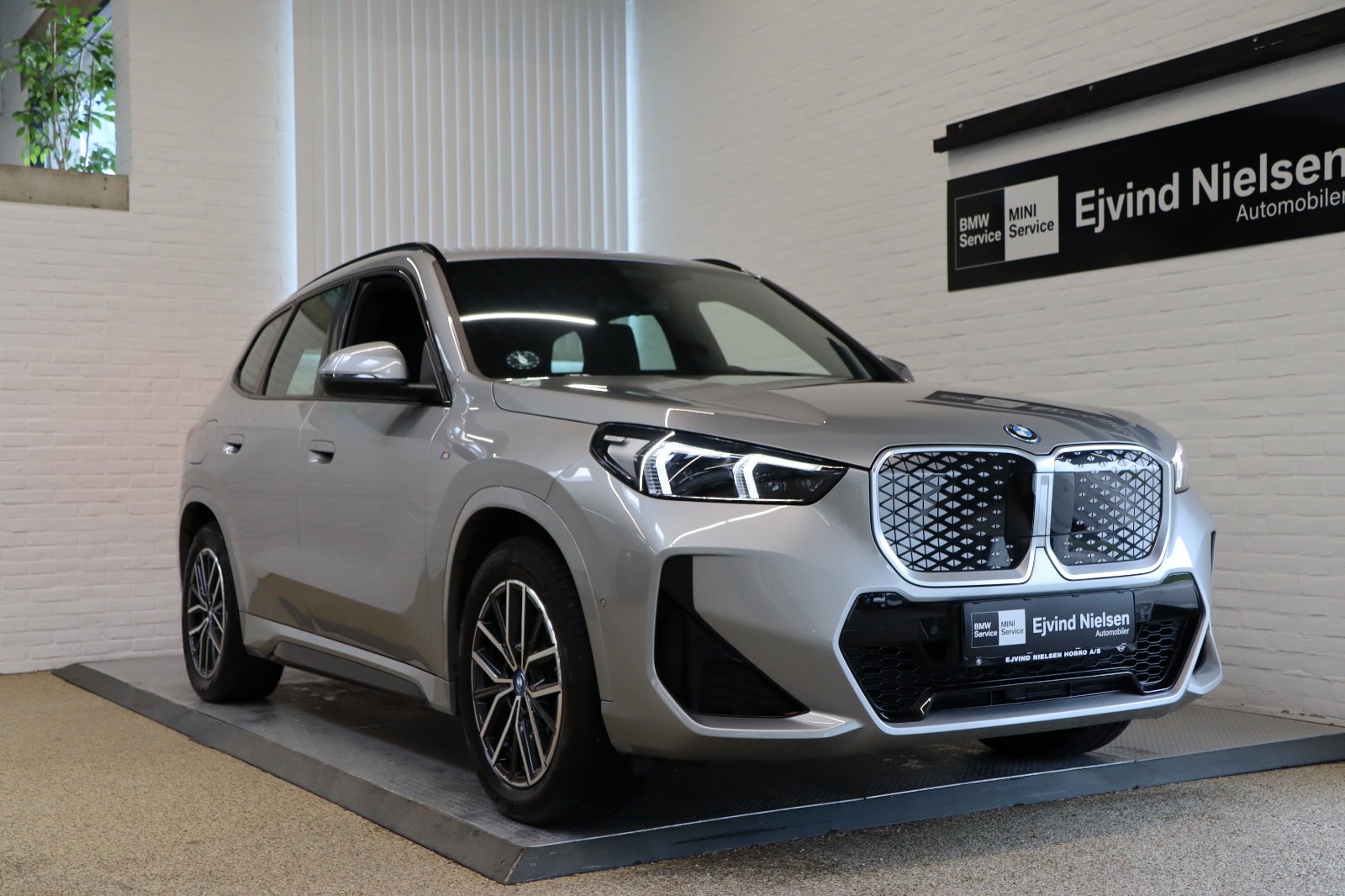 BMW iX1 xDrive30 M-Sport