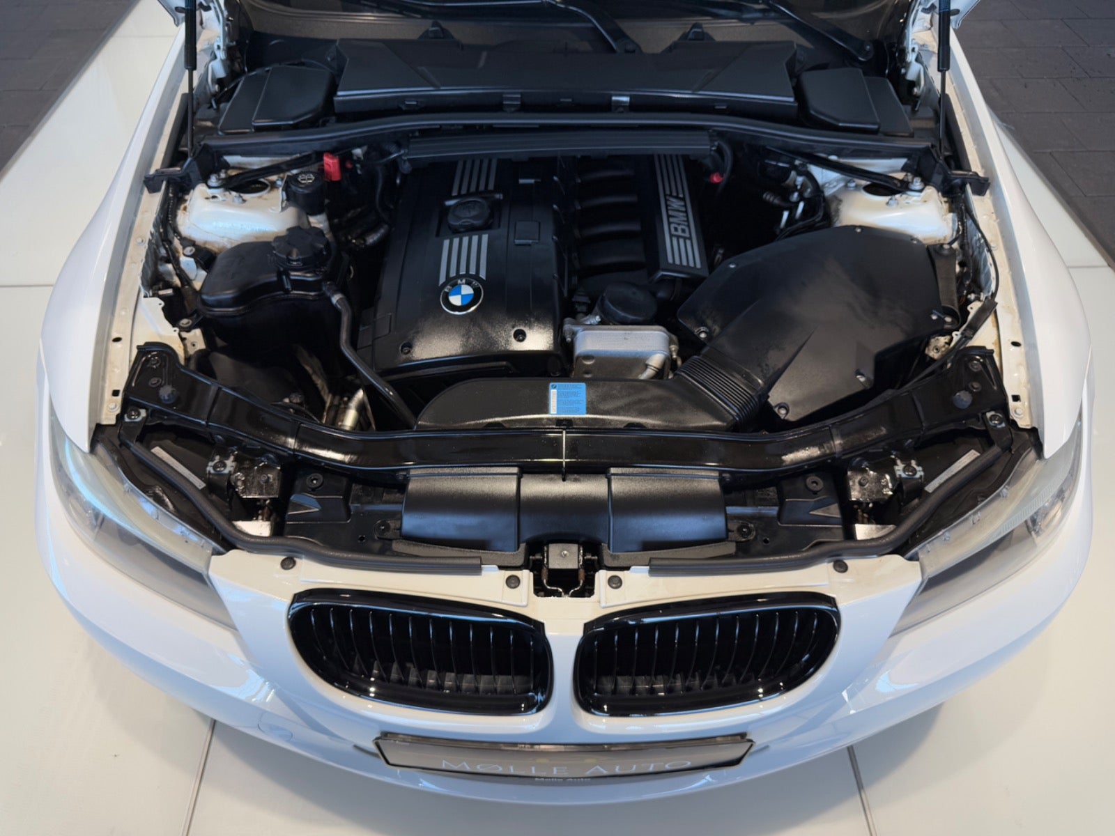 Billede af BMW 325i 3,0 Touring Steptr.